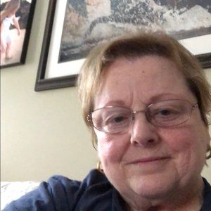 Meet your Posher, Deborah